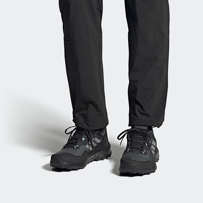 1757597699-193 1757597699-193