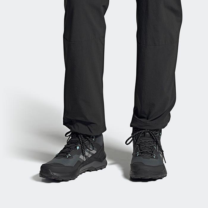 1757597776-210 1757597776-210