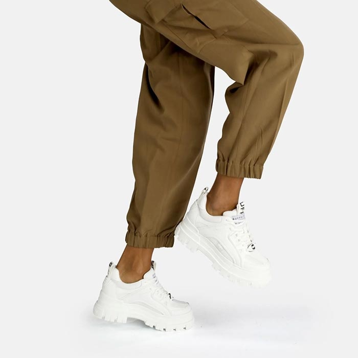 1757660855-4 1757660855-4