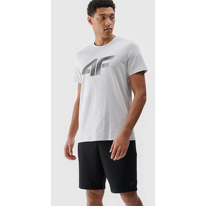 1757672673-979 1757672673-979