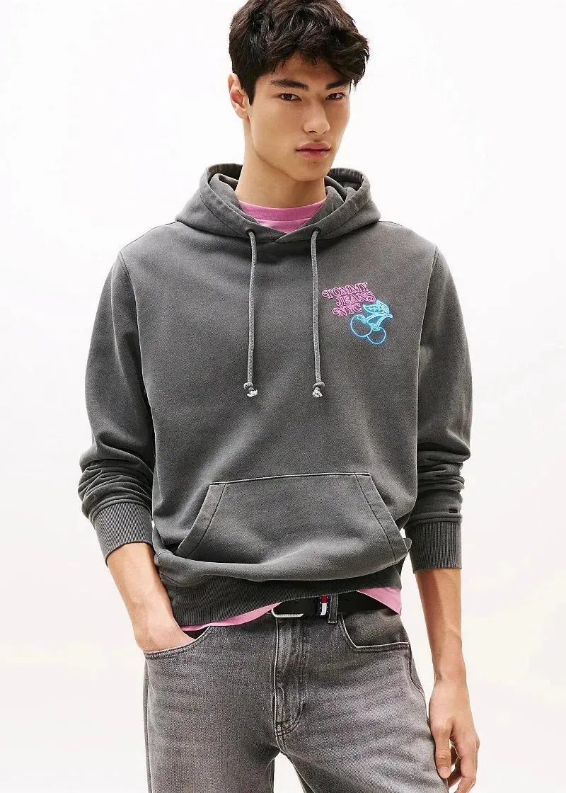 1758026637-19 1758026637-19