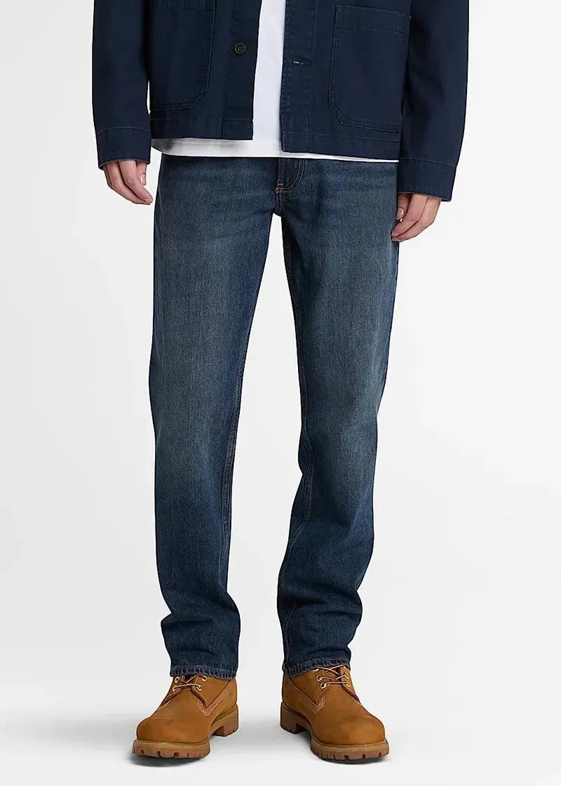 1758033404-25 1758033404-25