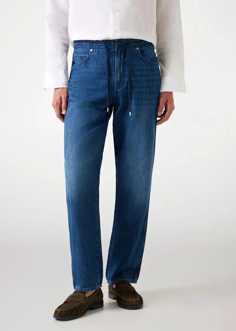 1758033724-149 1758033724-149