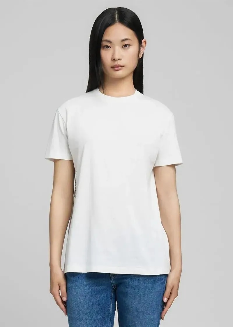 1758107873-278 1758107873-278