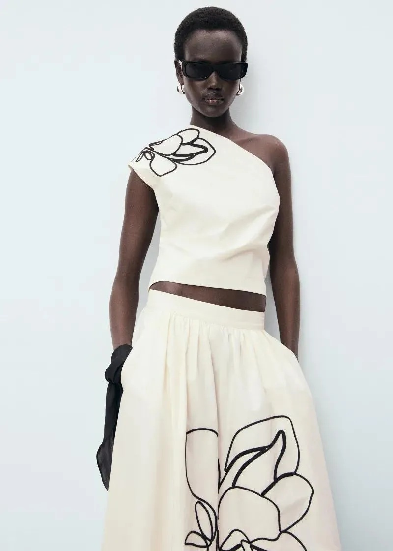 1758111379-28 1758111379-28