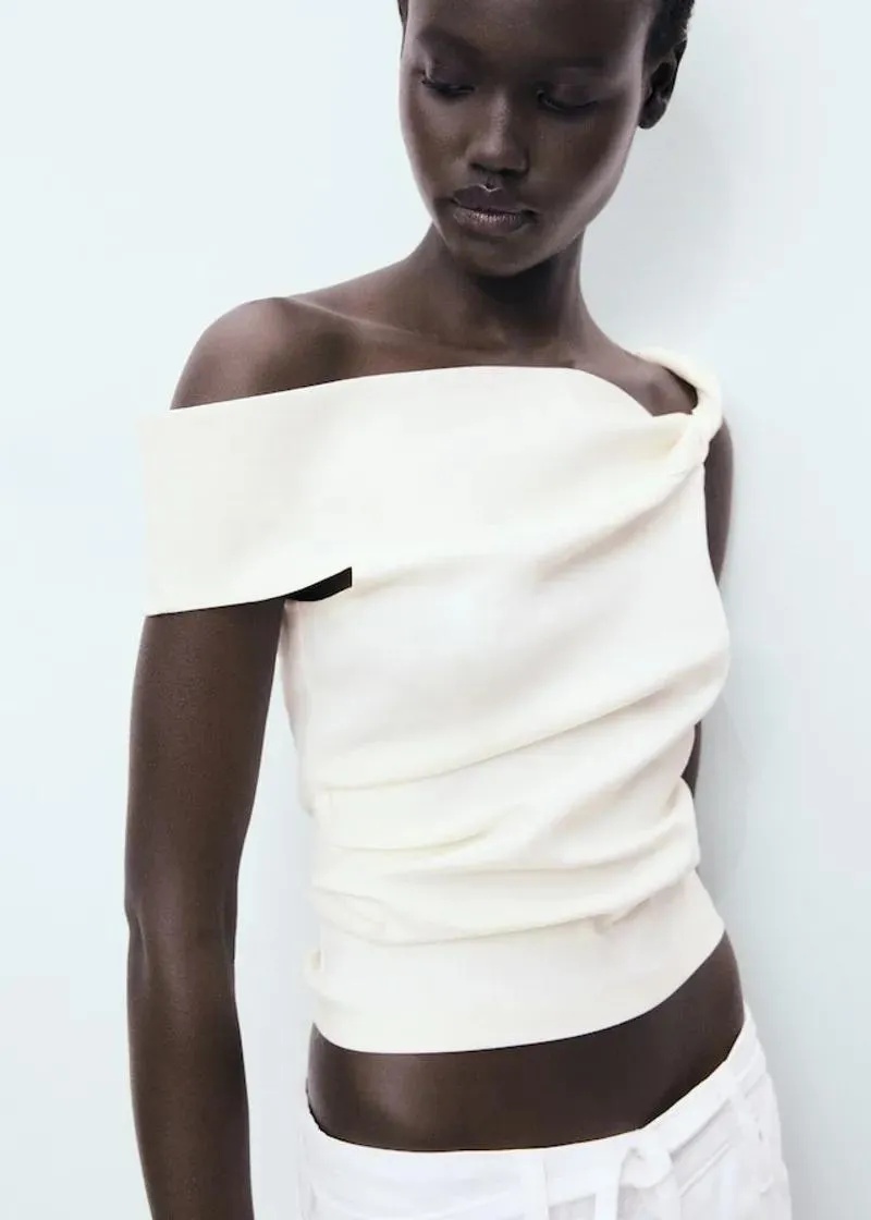 1758111403-38 1758111403-38