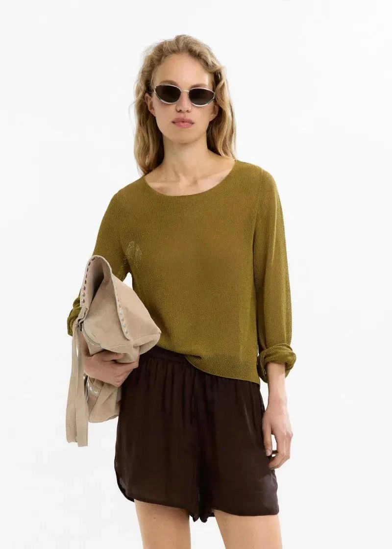 1758114731-2 1758114731-2