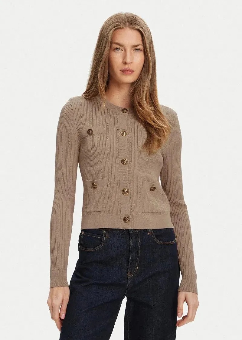 1758114881-63 1758114881-63