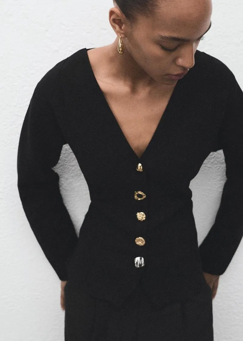 1758114930-83 1758114930-83