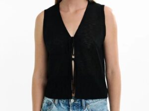 1758178440-2 1758178440-2