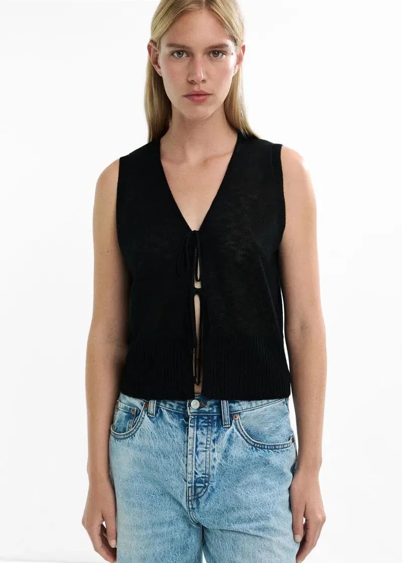 1758178440-2 1758178440-2