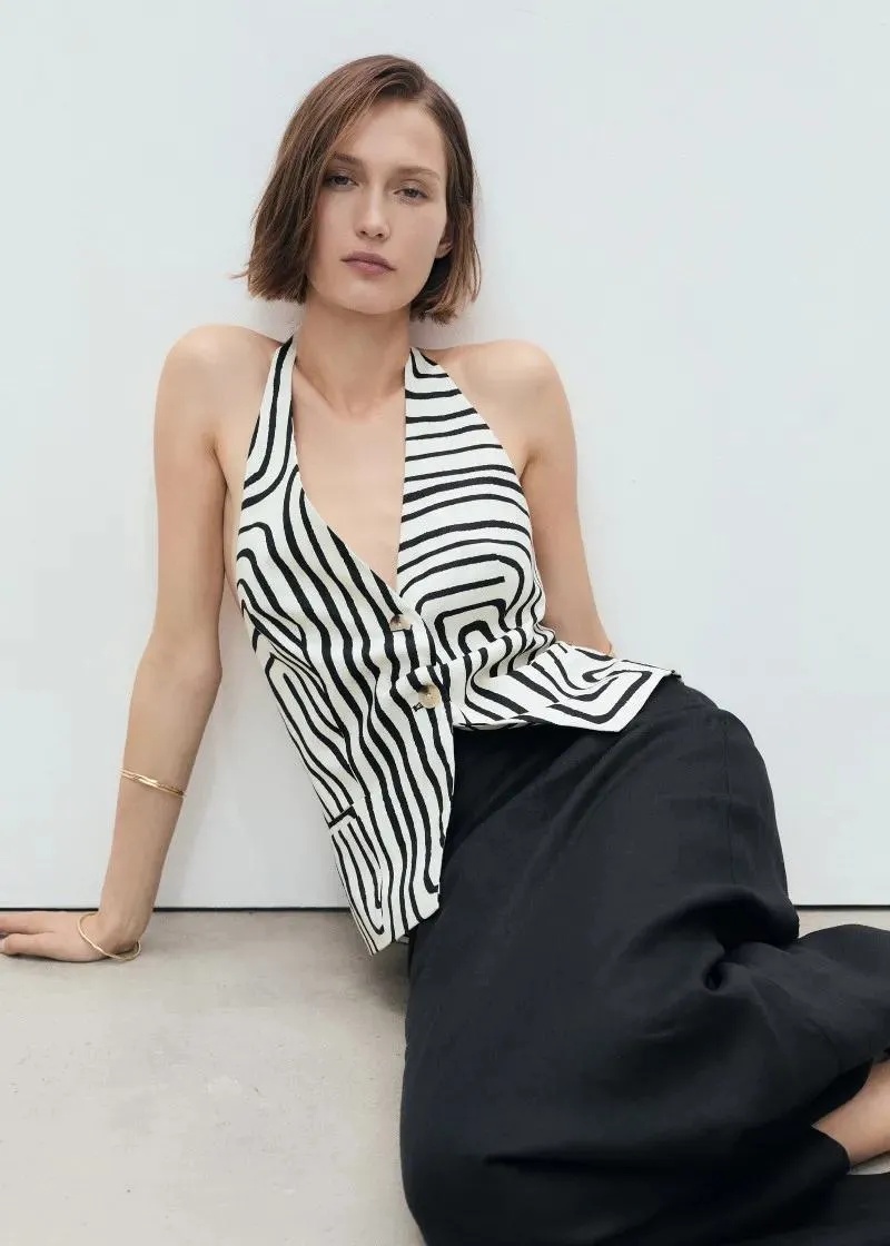 1758178472-16 1758178472-16