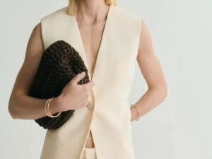 1758178482-19 1758178482-19