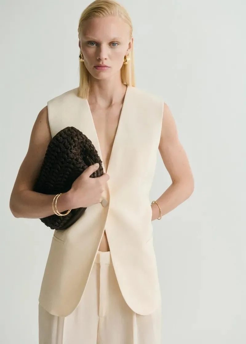 1758178482-19 1758178482-19