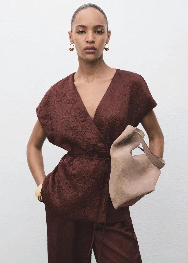 1758178545-41 1758178545-41