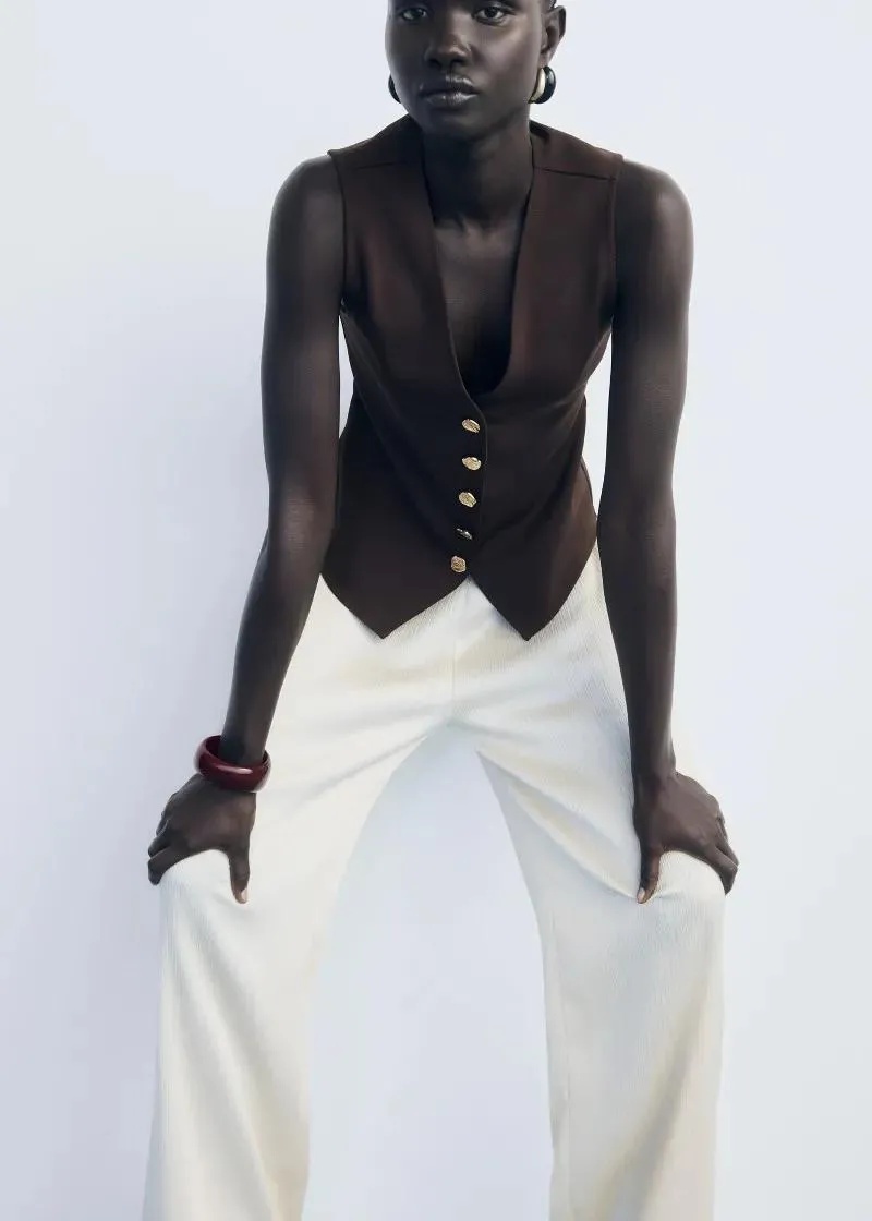 1758178559-47 1758178559-47