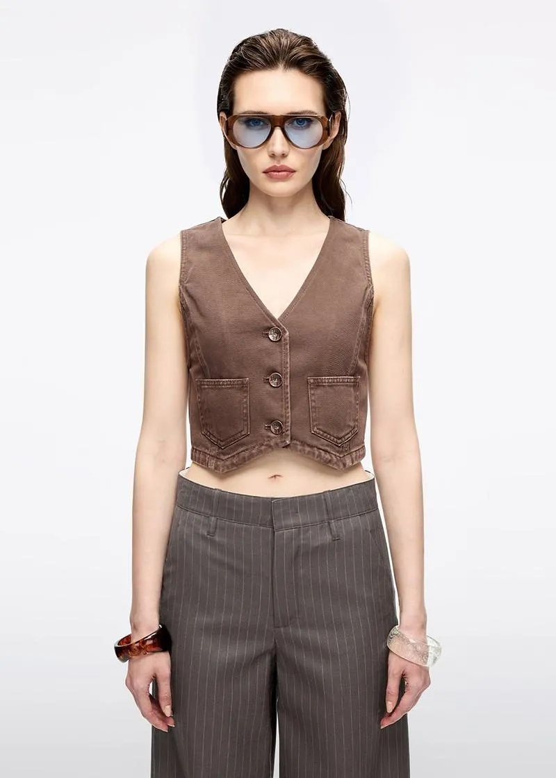 1758178590-59 1758178590-59