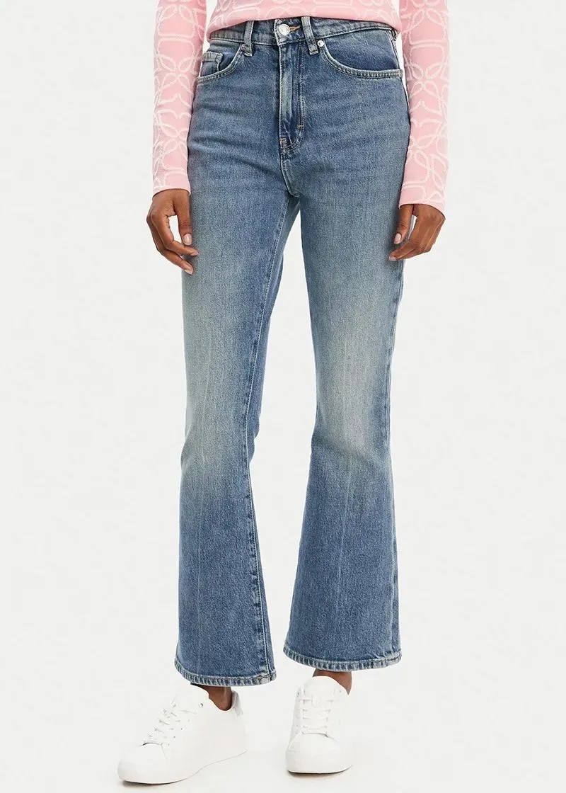 1758180237-43 1758180237-43