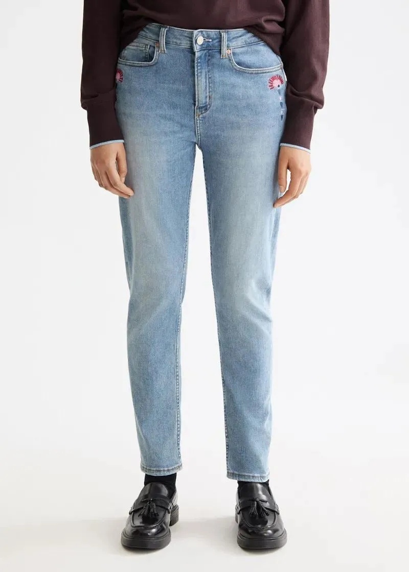 1758180263-54 1758180263-54