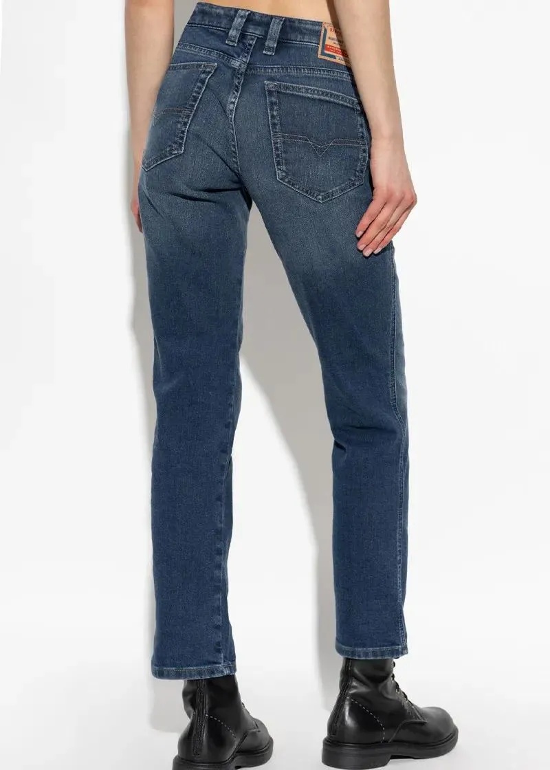 1758180271-57 1758180271-57