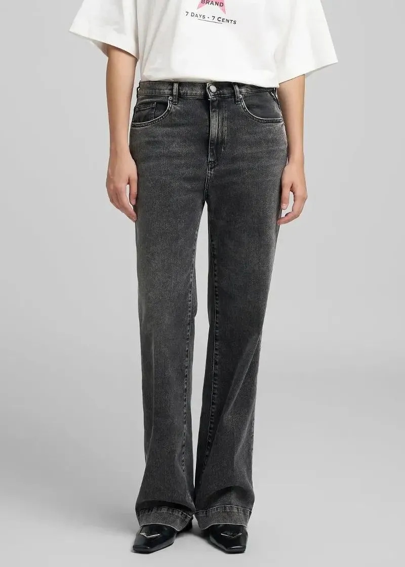 1758180292-65 1758180292-65