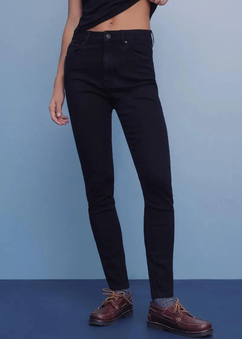 1758180390-103 1758180390-103