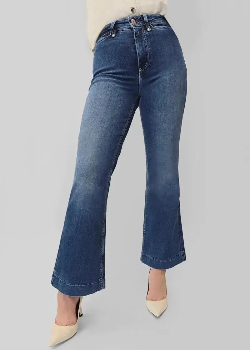 1758180523-152 1758180523-152