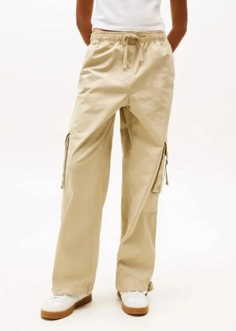 1758182092-127 1758182092-127