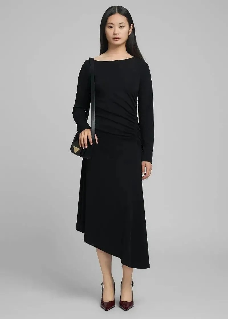 1758185787-169 1758185787-169