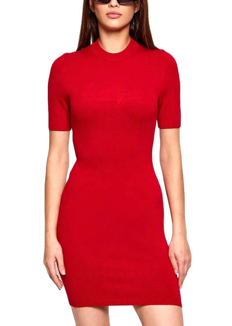 1758185979-245 1758185979-245