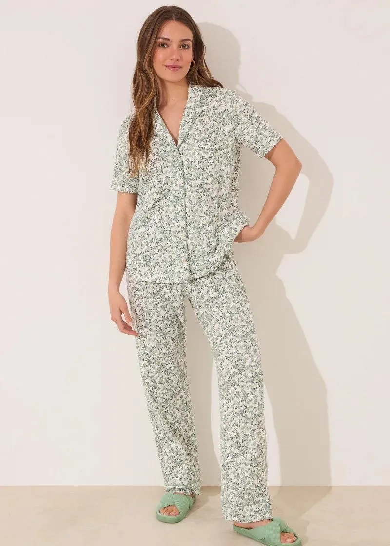 1758197402-60 1758197402-60