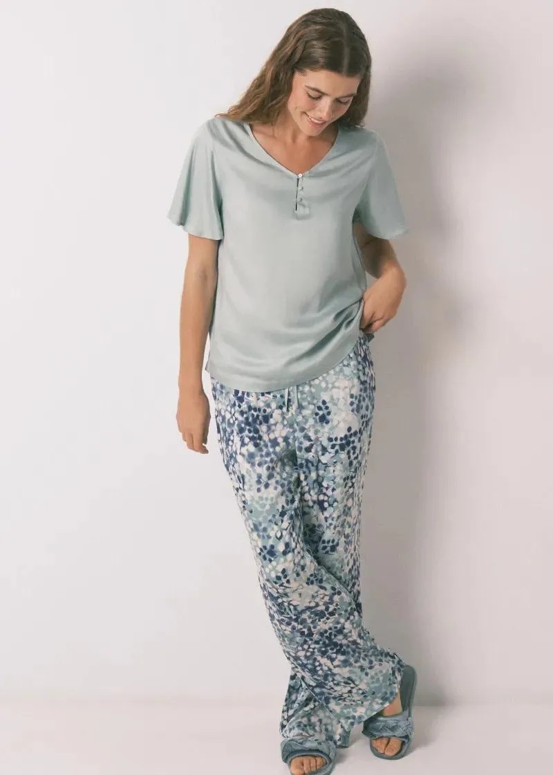 1758197531-109 1758197531-109