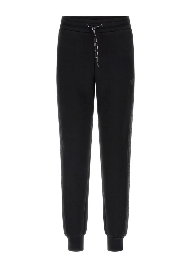 1758198657-2 1758198657-2