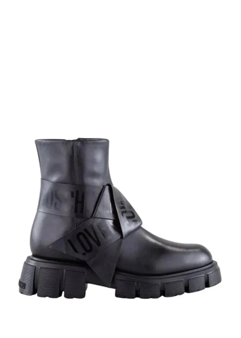 1758201559-77 1758201559-77