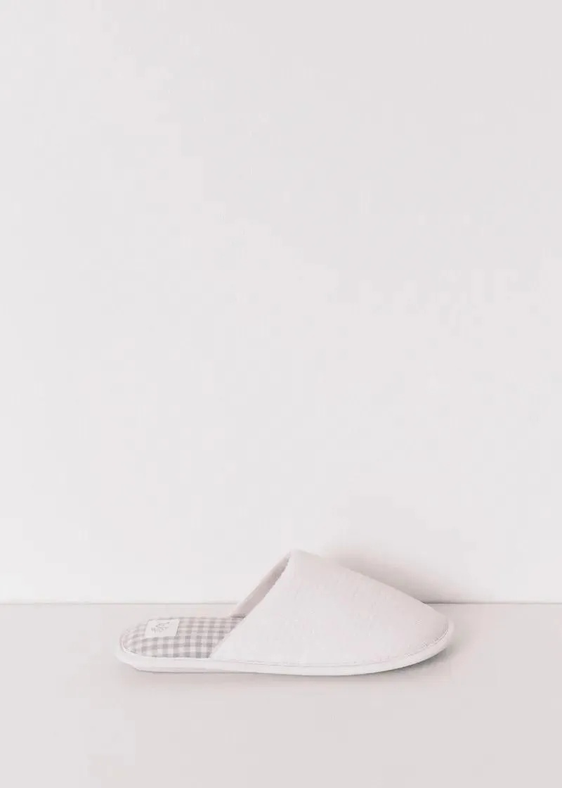 1758202678-15 1758202678-15