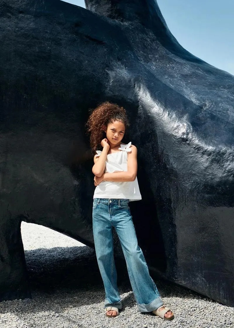 1758207444-41 1758207444-41