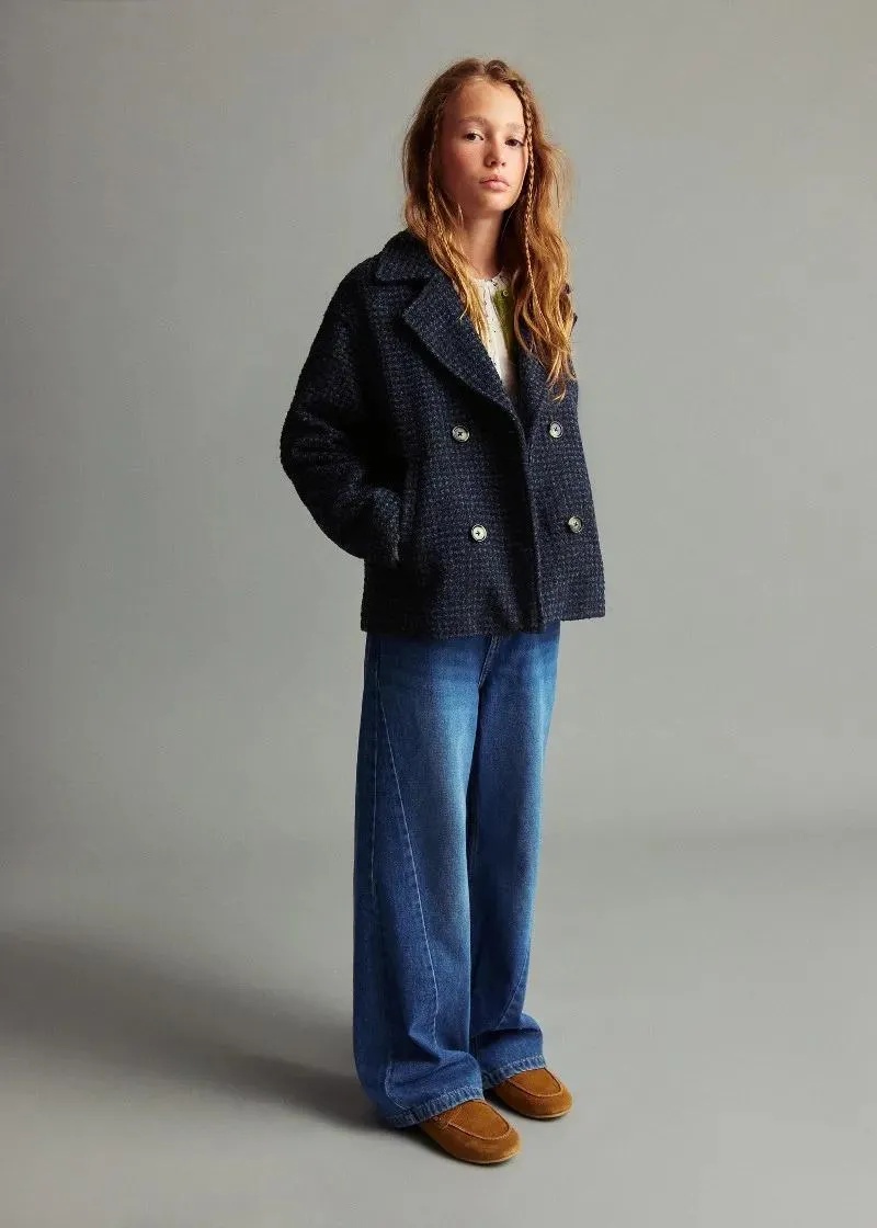 1758207461-48 1758207461-48