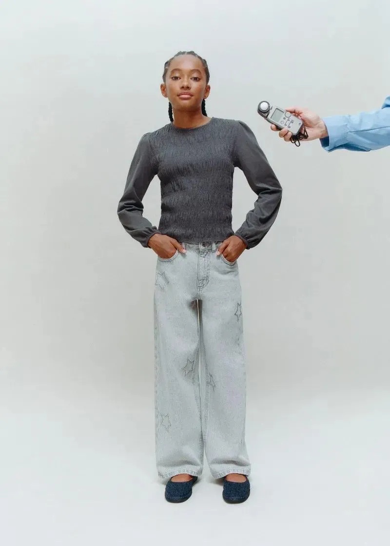 1758207469-51 1758207469-51