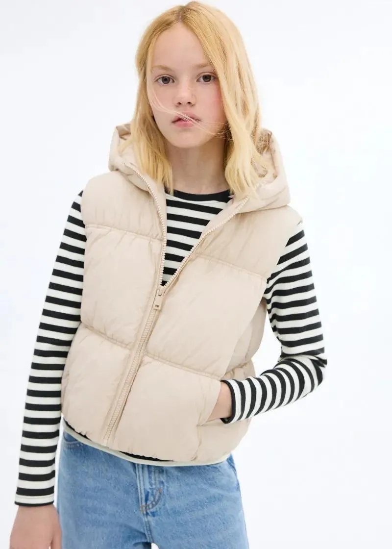 1758207600-103 1758207600-103