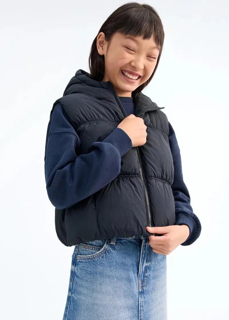 1758207604-105 1758207604-105