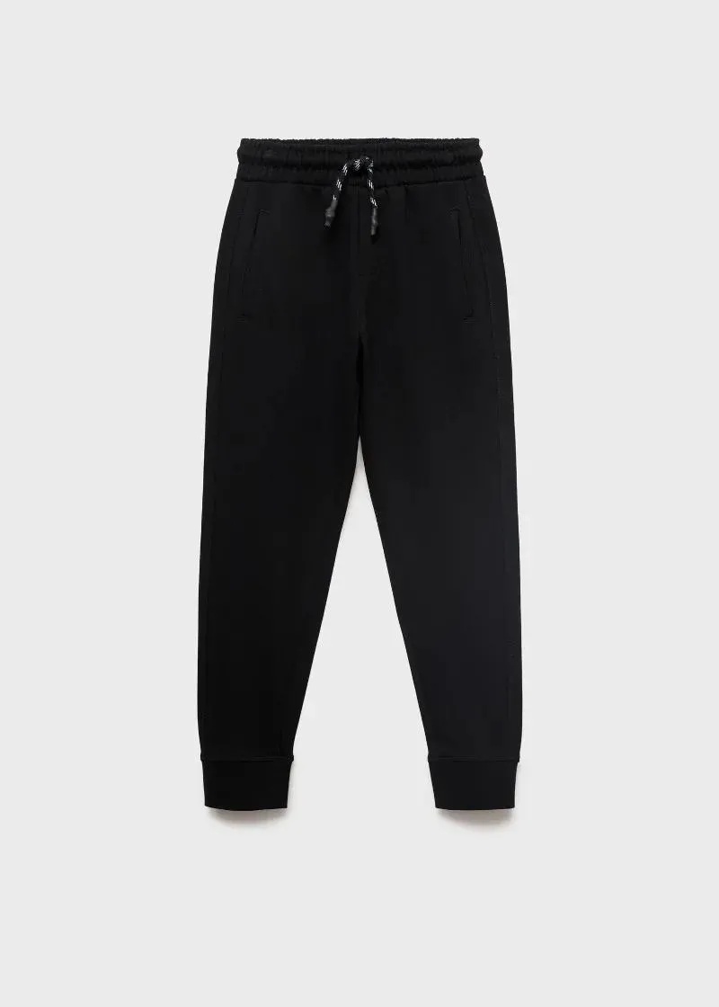 1758268074-38 1758268074-38