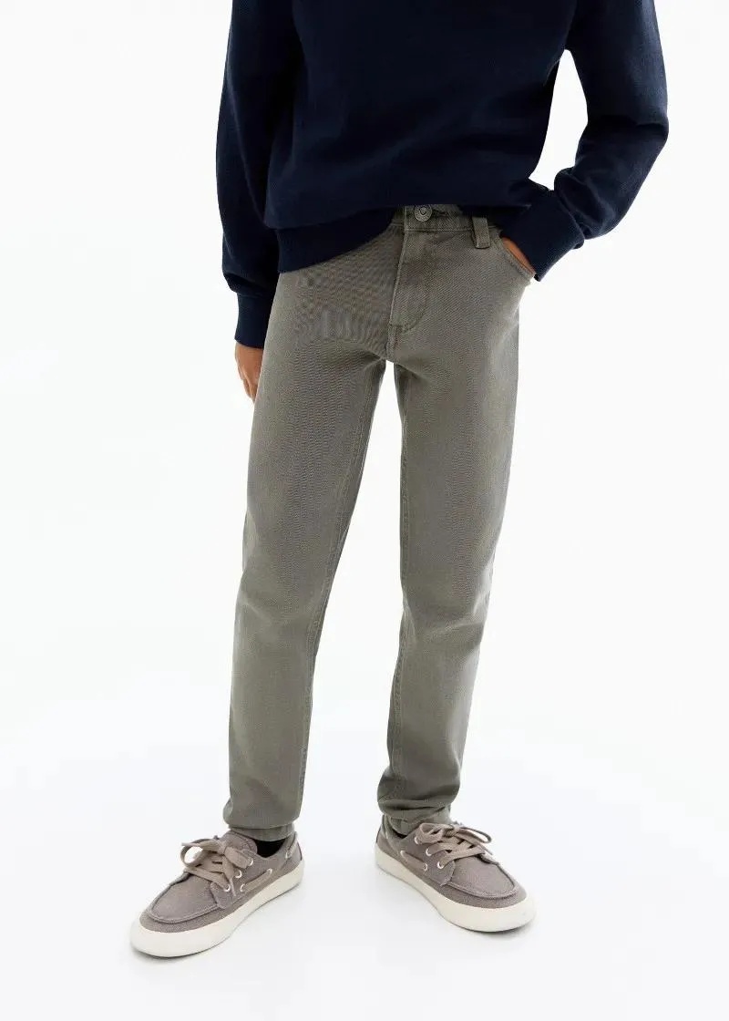 1758268080-41 1758268080-41