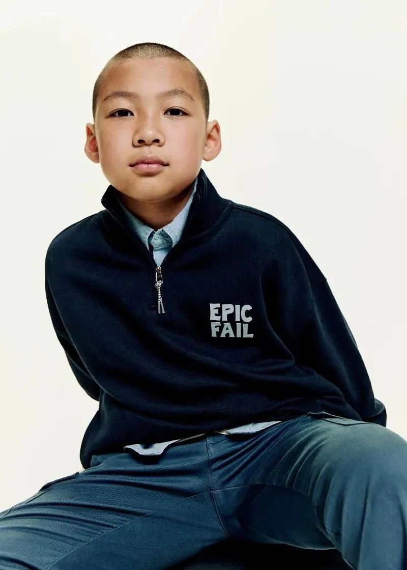 1758268262-115 1758268262-115