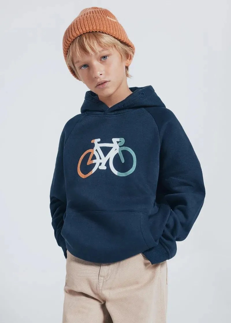 1758268276-120 1758268276-120