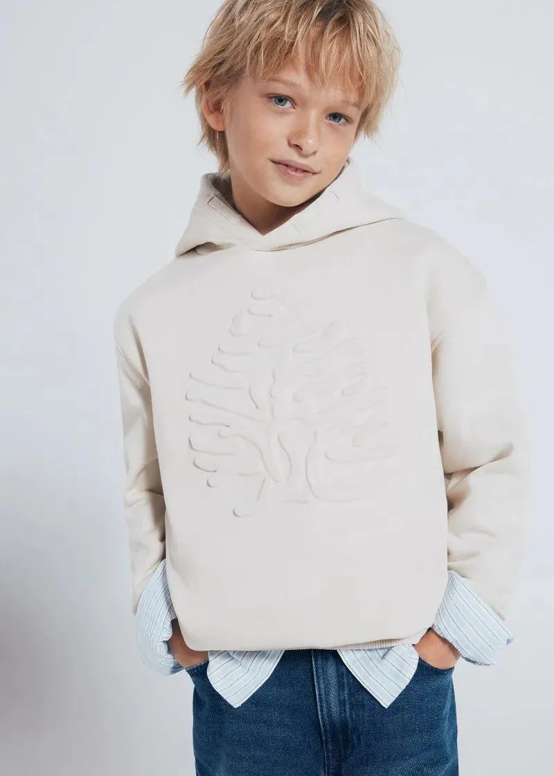 1758268280-122 1758268280-122