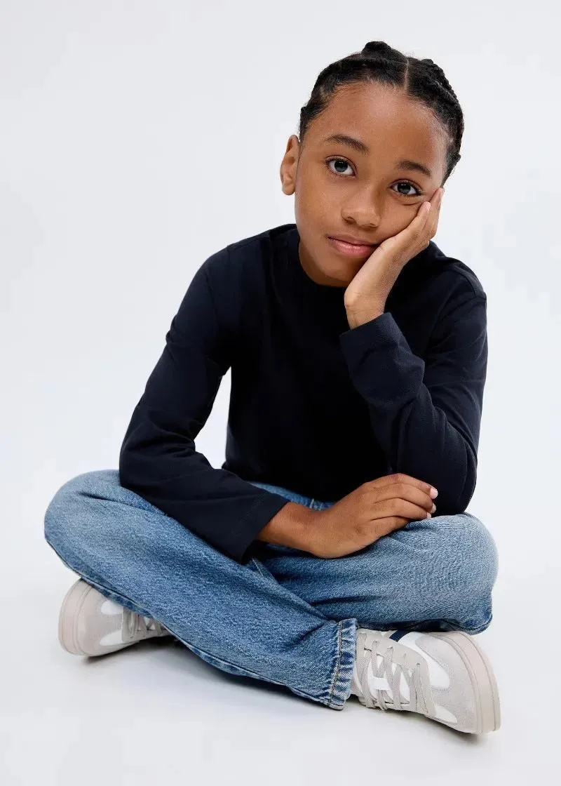 1758268325-140 1758268325-140