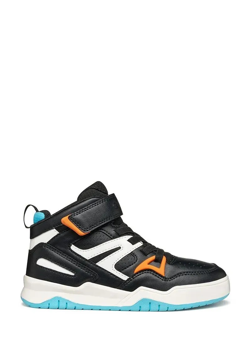 1758273761-13 1758273761-13