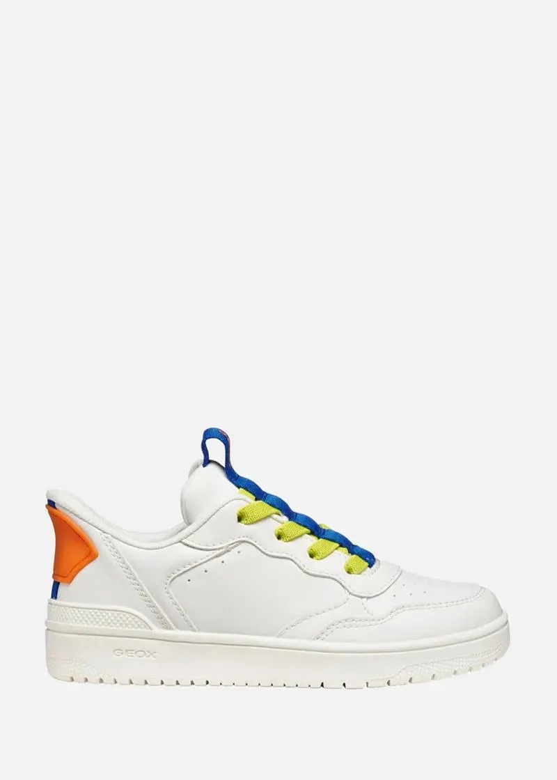 1758273773-18 1758273773-18