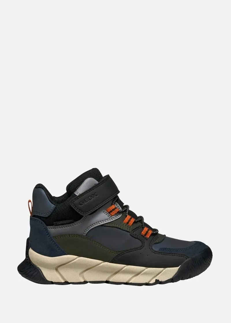 1758273782-22 1758273782-22