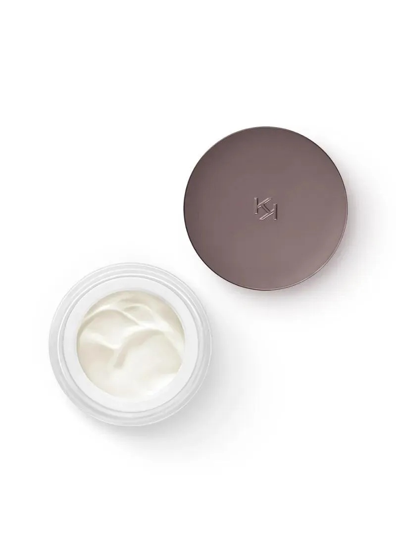 1758526652-63 1758526652-63